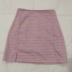 brandy melville pink plaid skirt